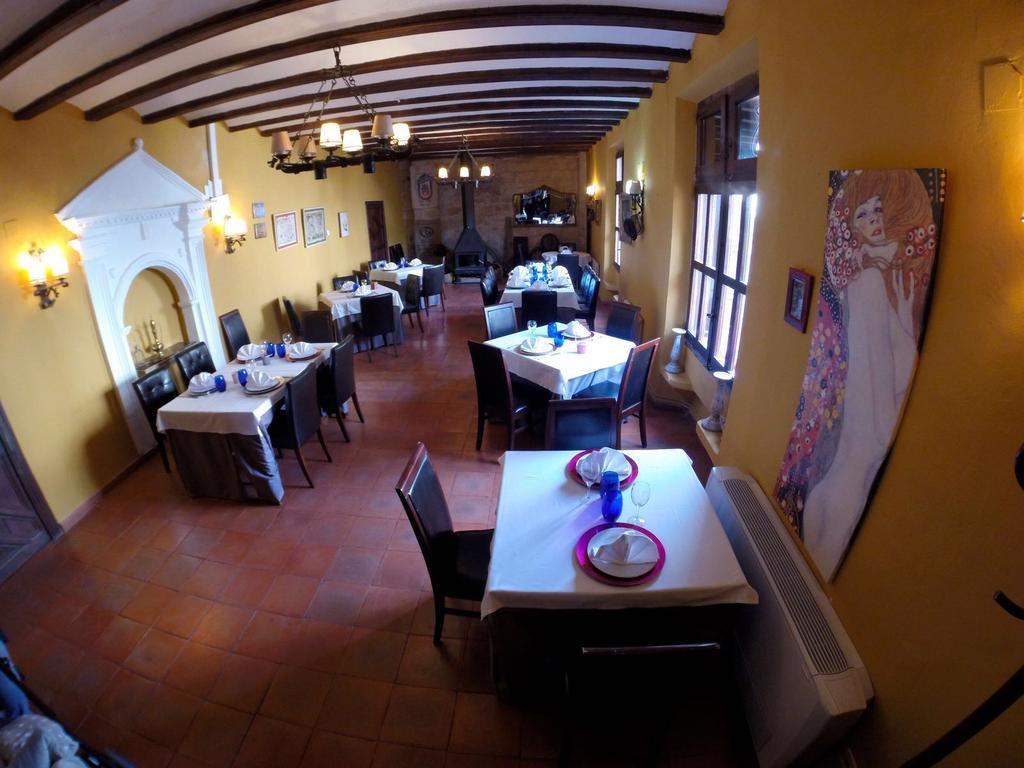 Hospederia Virgen De La Fuente Hotel Peñarroya de Tastavins Eksteriør billede