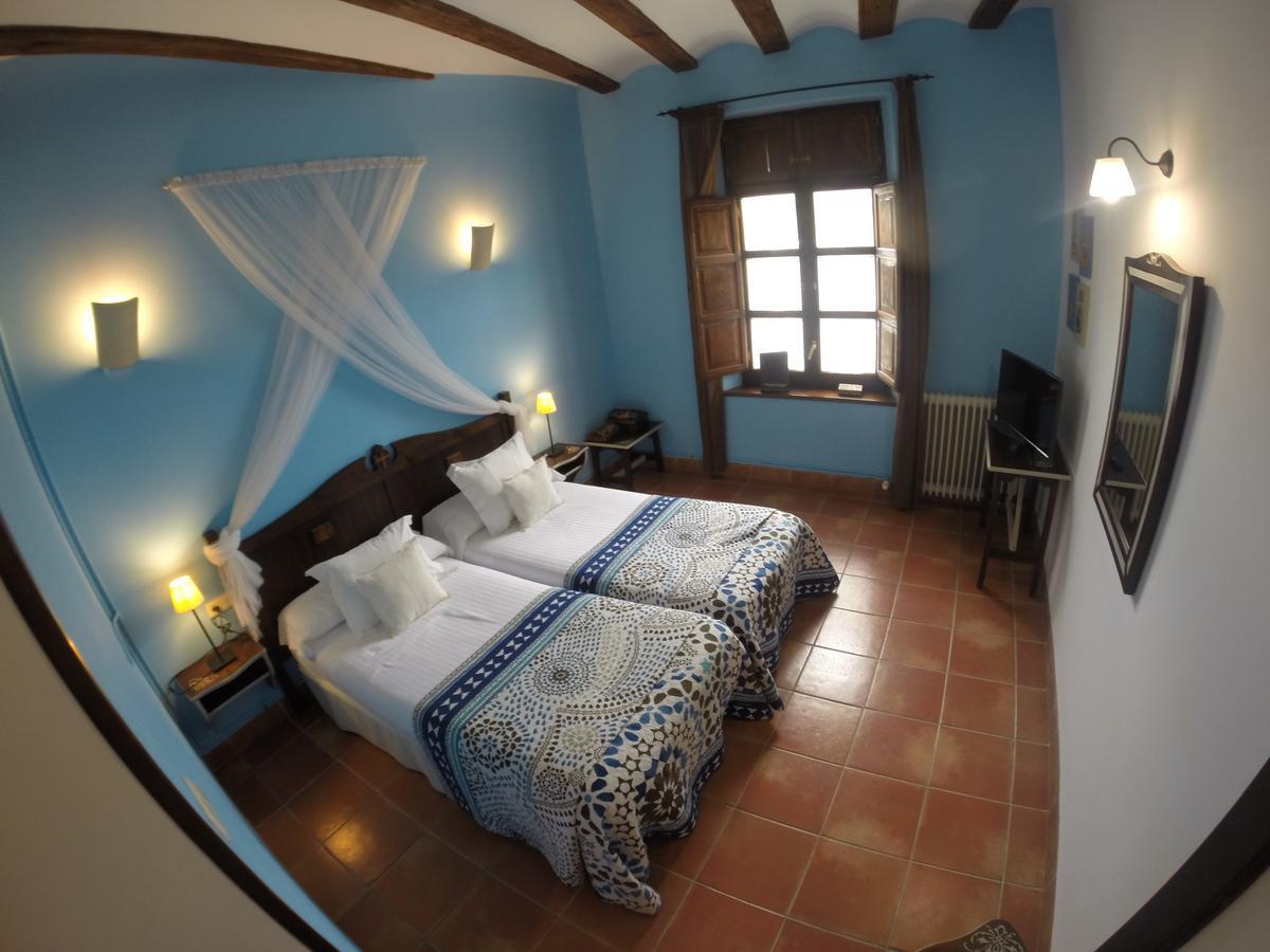 Hospederia Virgen De La Fuente Hotel Peñarroya de Tastavins Eksteriør billede