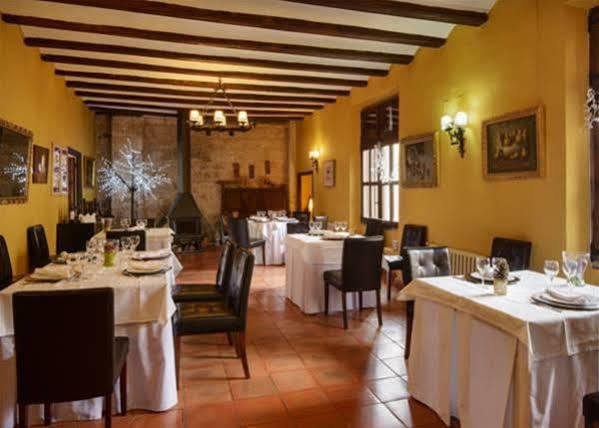 Hospederia Virgen De La Fuente Hotel Peñarroya de Tastavins Eksteriør billede